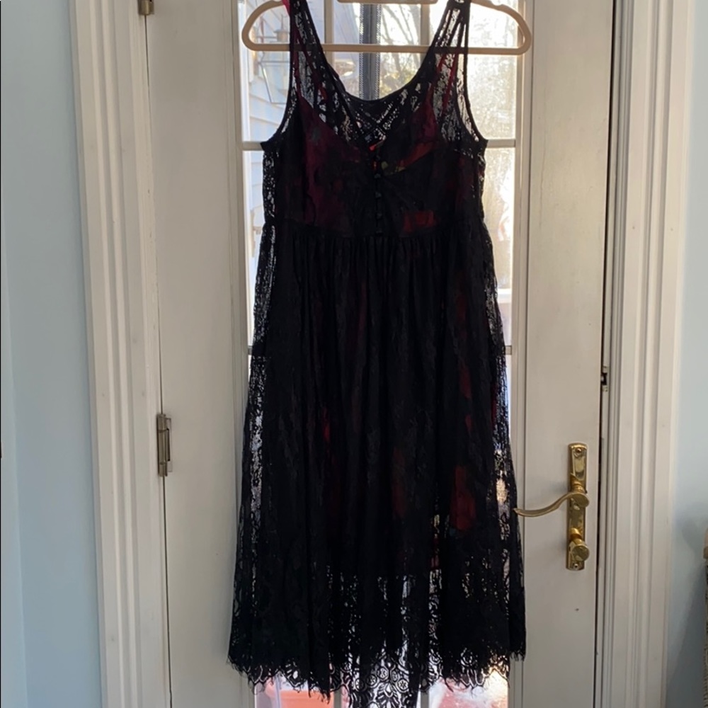 NWT Tracy Reese floral babydoll w/ bl lace overlay